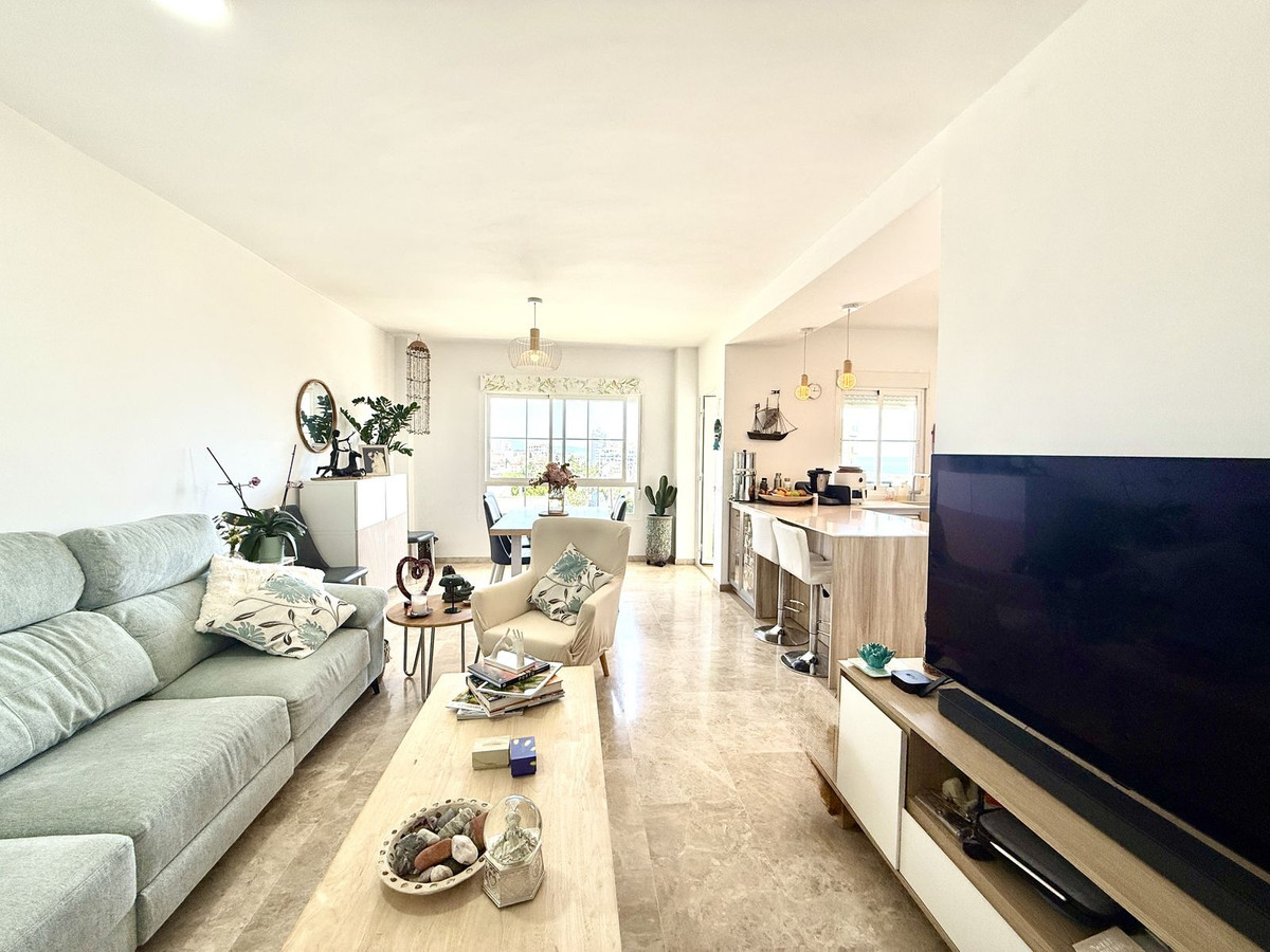 Se vende Apartamento Planta Media de 3 dormitorios en Costa Del Sol, Málaga, España