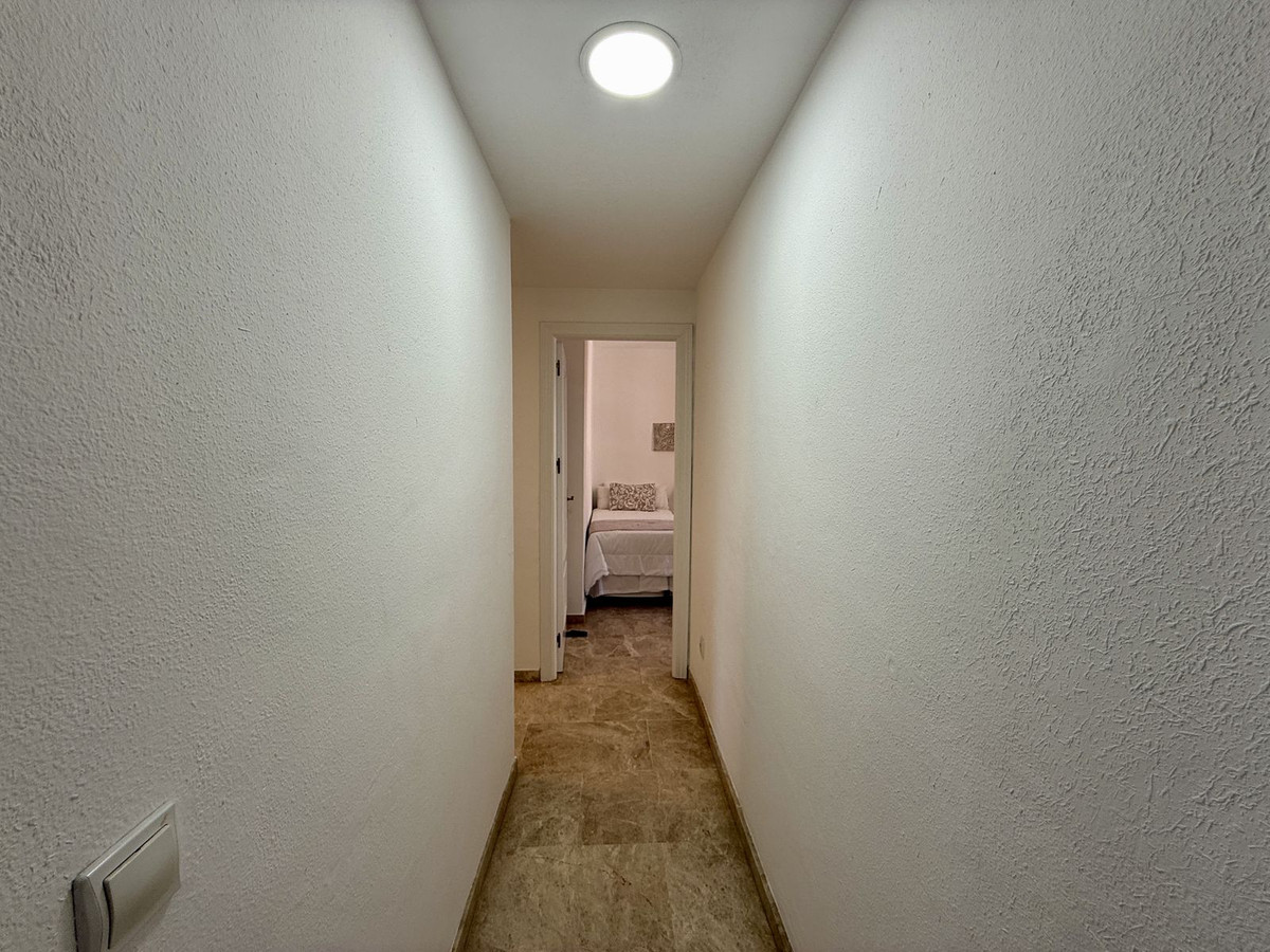 Se vende Apartamento Planta Media de 3 dormitorios en Costa Del Sol, Málaga, España