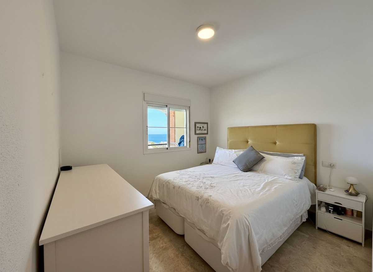 Se vende Apartamento Planta Media de 3 dormitorios en Costa Del Sol, Málaga, España