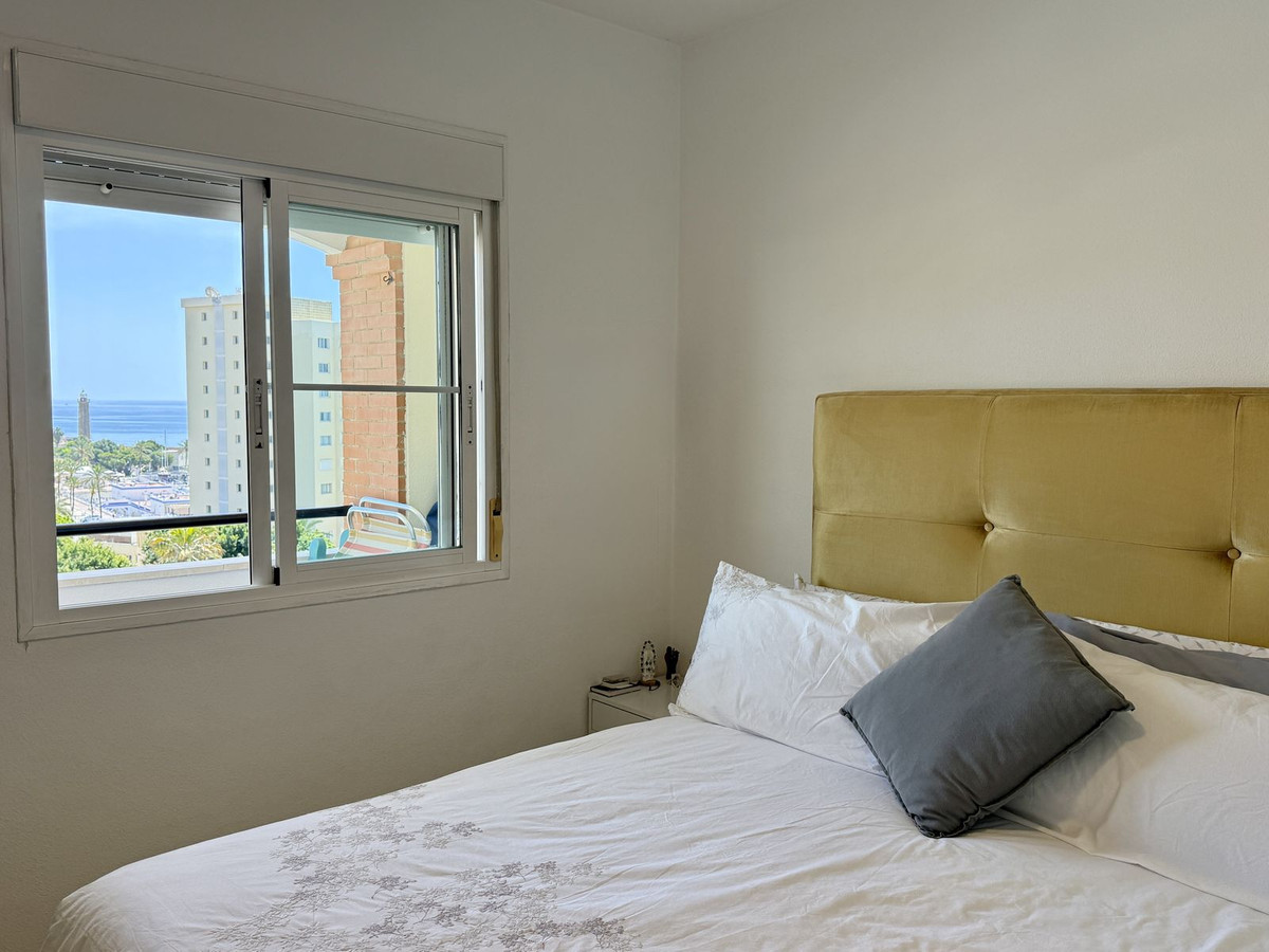 Se vende Apartamento Planta Media de 3 dormitorios en Costa Del Sol, Málaga, España