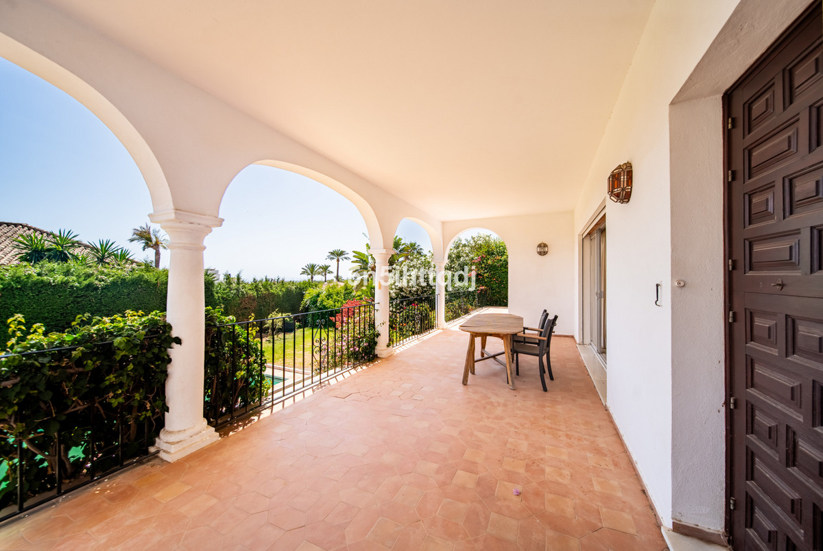 4 Bed Townhouse for sale in The Golden Mile Costa Del Sol, Málaga, Spain