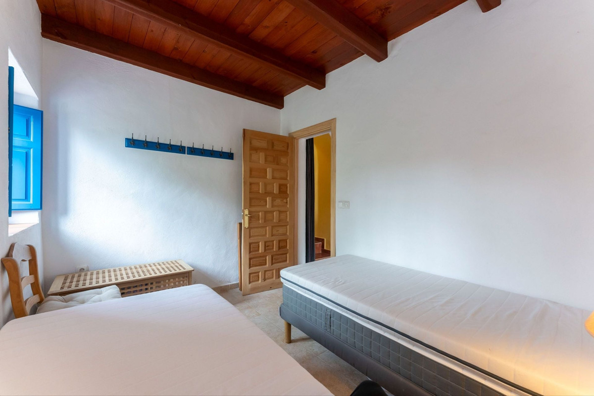 Se vende Finca - Cortijo de 3 dormitorios en Costa Del Sol, Málaga, España