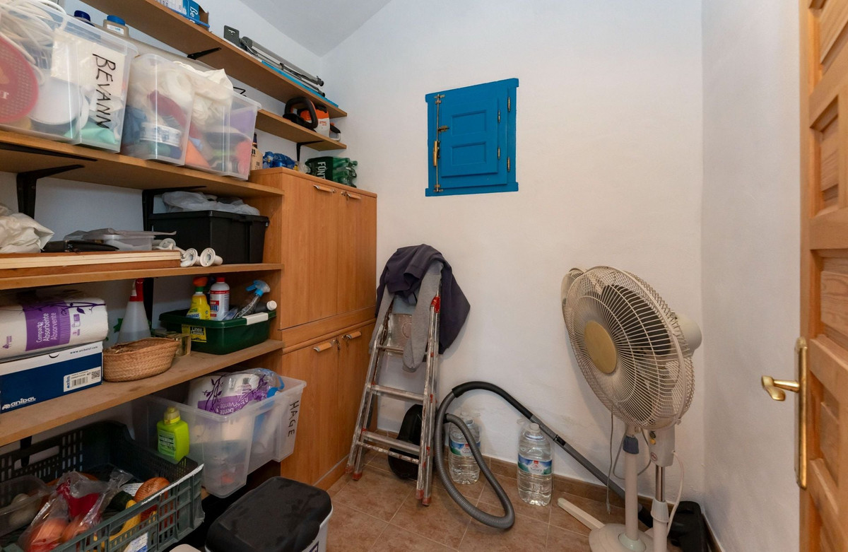 Se vende Finca - Cortijo de 3 dormitorios en Costa Del Sol, Málaga, España