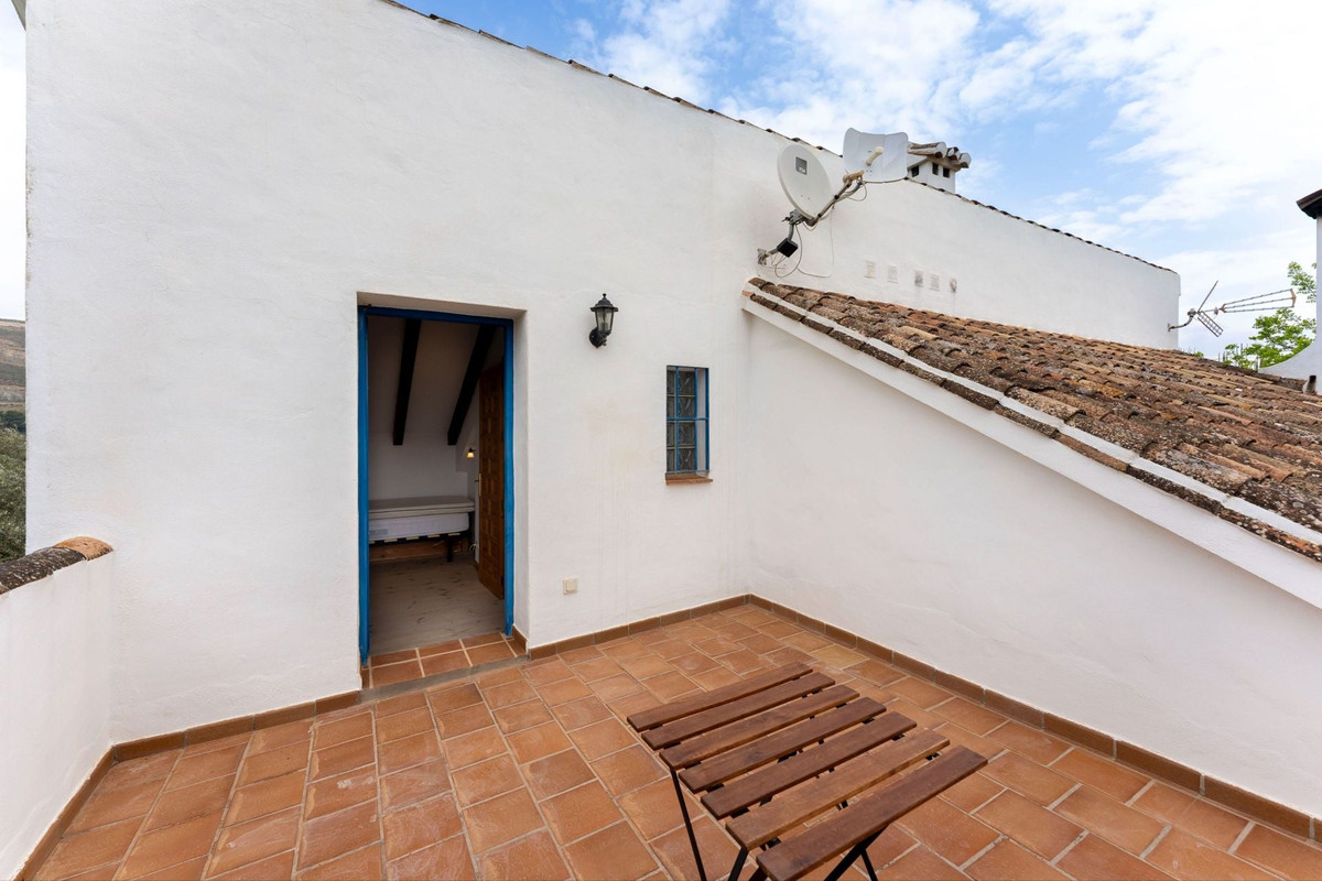 Se vende Finca - Cortijo de 3 dormitorios en Costa Del Sol, Málaga, España