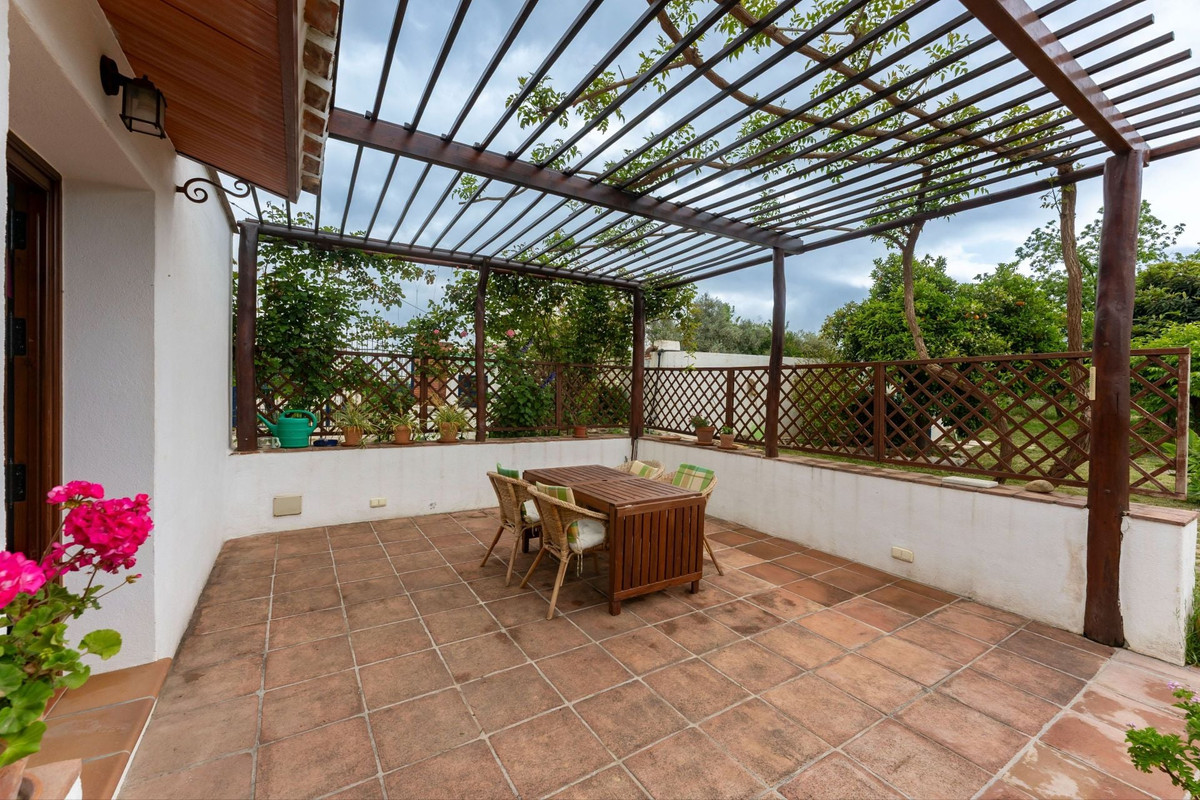 Se vende Finca - Cortijo de 3 dormitorios en Costa Del Sol, Málaga, España