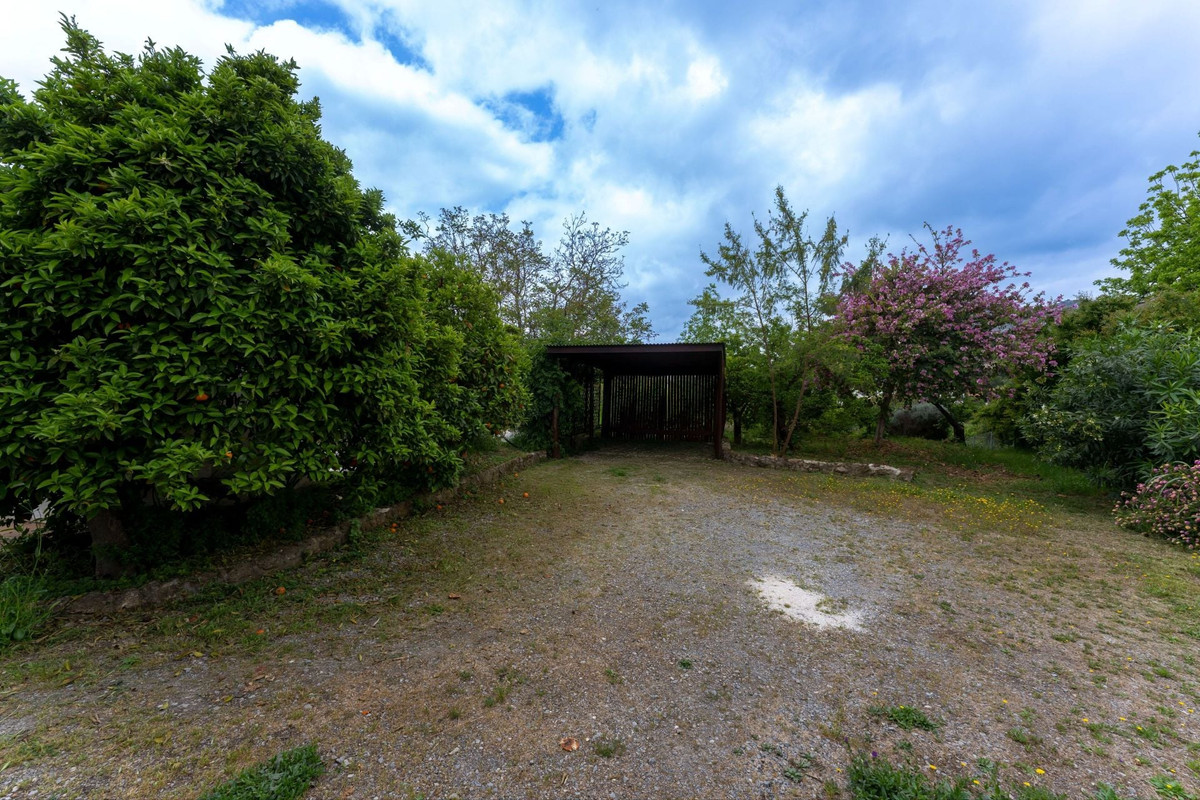 Se vende Finca - Cortijo de 3 dormitorios en Costa Del Sol, Málaga, España