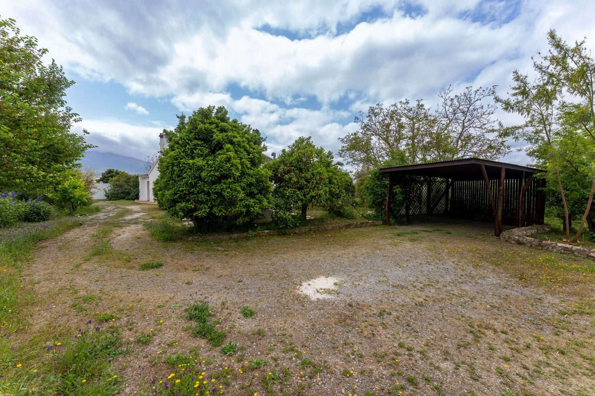 Se vende Finca - Cortijo de 3 dormitorios en Costa Del Sol, Málaga, España