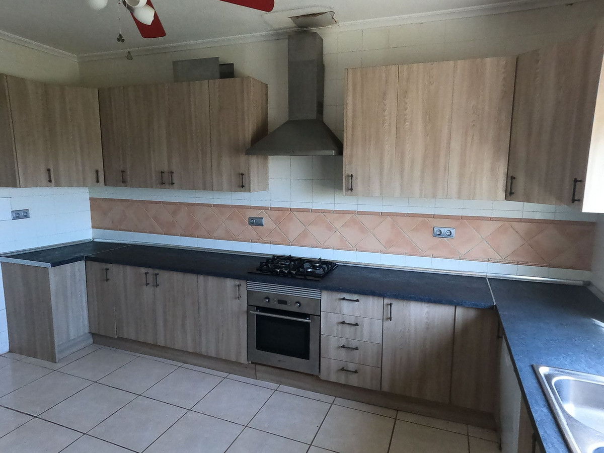 Se vende Villa - Chalet de 4 dormitorios en Costa Blanca, Alicante, España