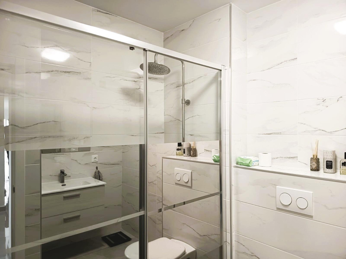 3 Bed Apartment for sale in Torrevieja Costa Blanca, Alicante, Spain
