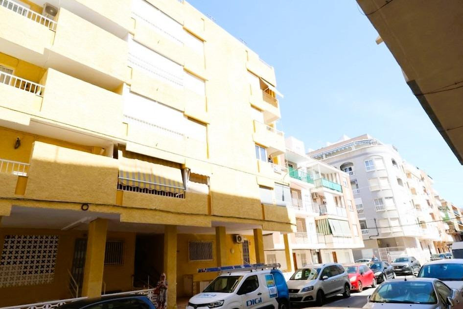 3 Bed Apartment for sale in Torrevieja Costa Blanca, Alicante, Spain