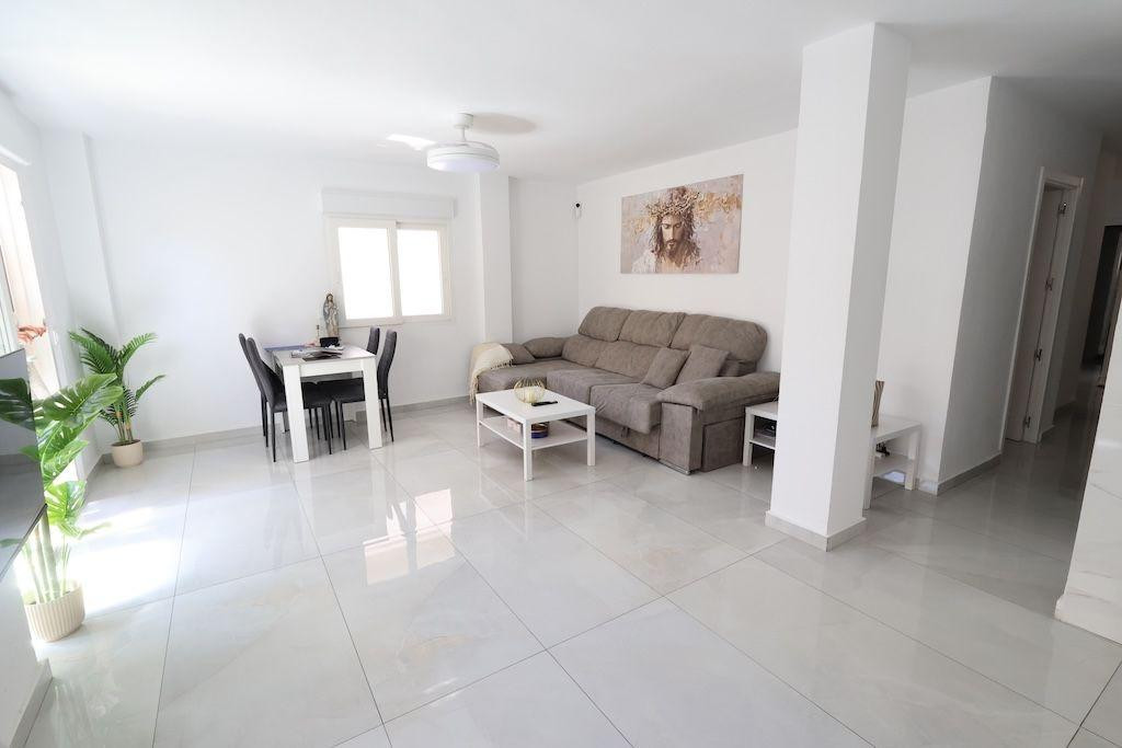 3 Bed Apartment for sale in Torrevieja Costa Blanca, Alicante, Spain