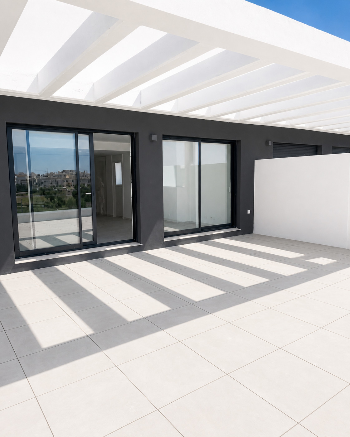 3 Bed Apartment for sale in Estepona Costa Del Sol, Málaga, Spain