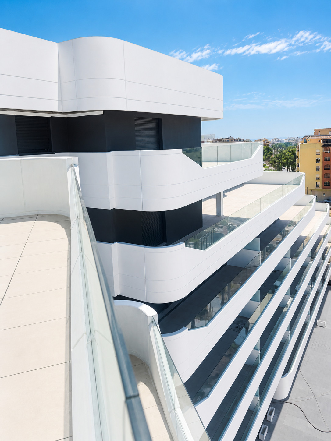 3 Bed Apartment for sale in Estepona Costa Del Sol, Málaga, Spain
