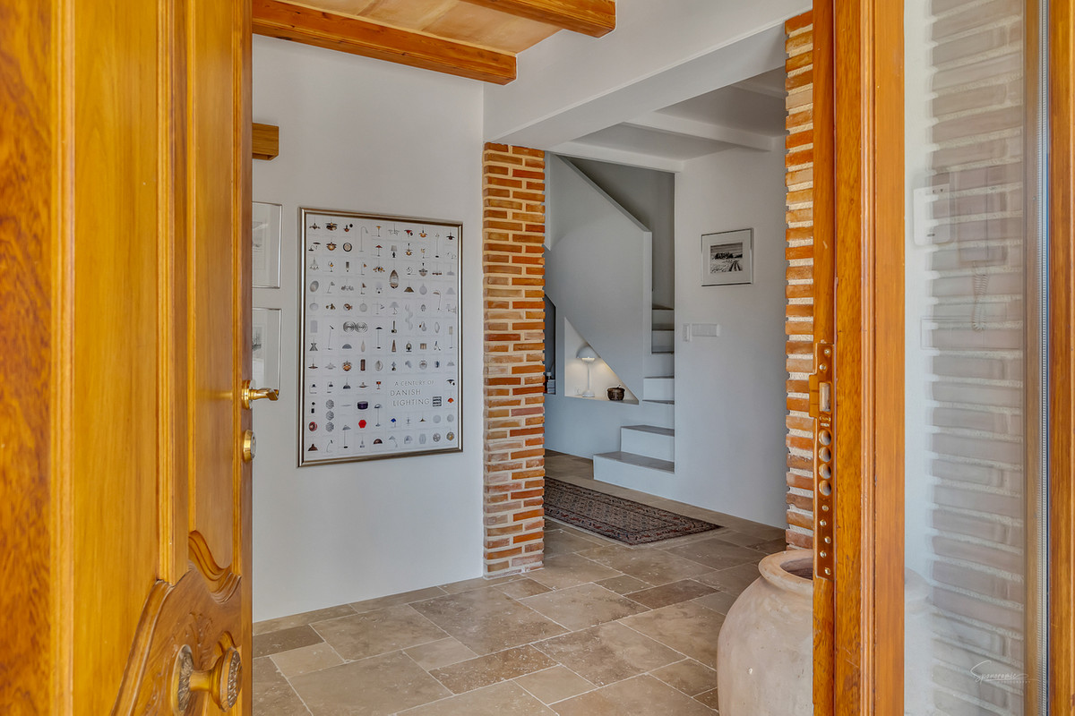 5 Bed Townhouse for sale in Lliber Costa Blanca, Alicante, Spain