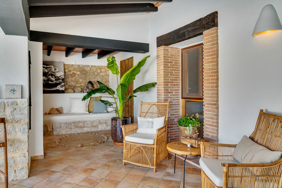 5 Bed Townhouse for sale in Lliber Costa Blanca, Alicante, Spain