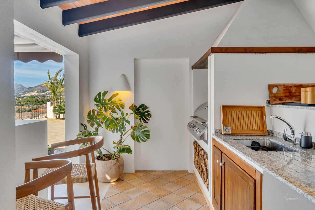 5 Bed Townhouse for sale in Lliber Costa Blanca, Alicante, Spain
