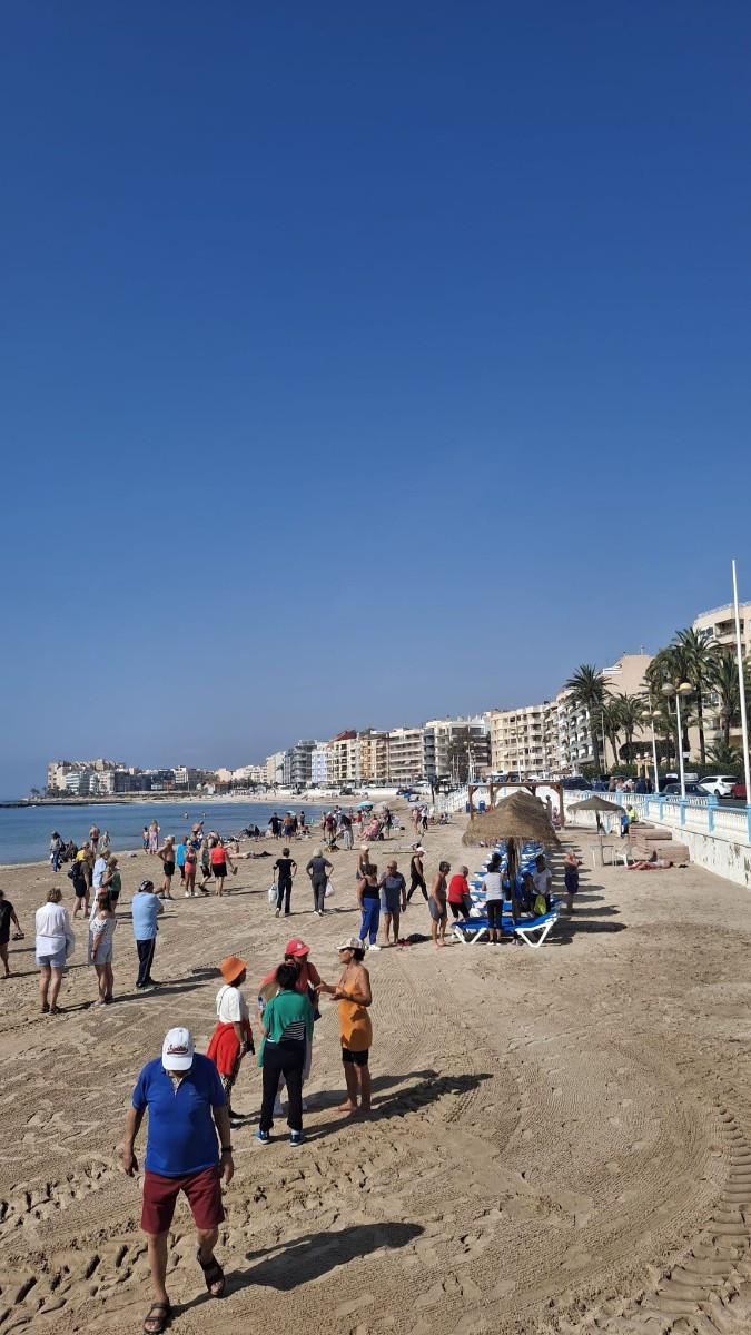 Se vende Apartamento Planta Media de 3 dormitorios en Costa Blanca, Alicante, España