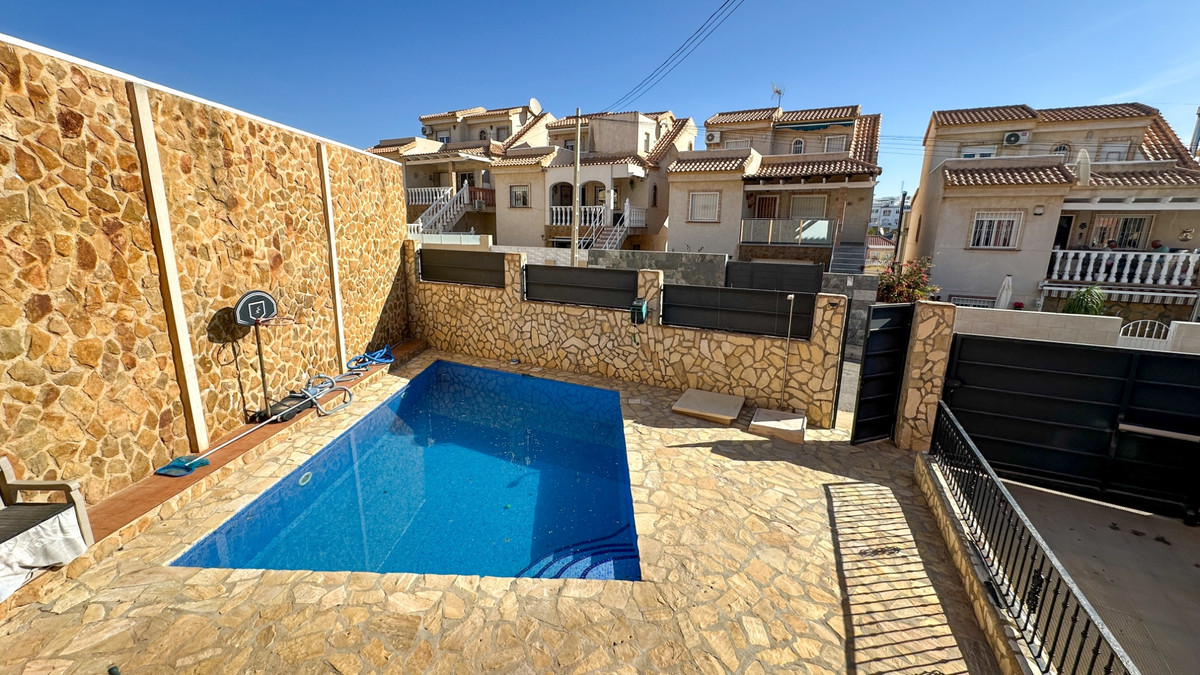 Se vende Adosada de 3 dormitorios en Costa Blanca, Alicante, España
