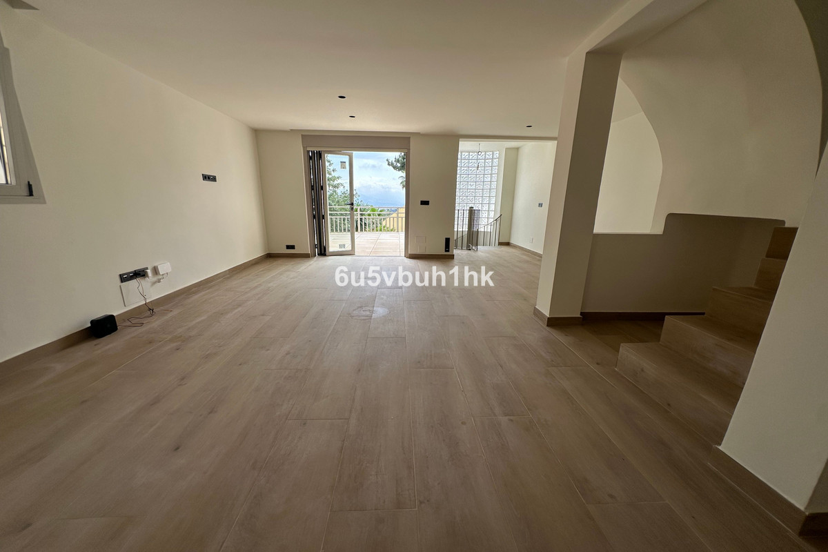 4 Bed Townhouse for sale in Málaga Costa Del Sol, Málaga, Spain