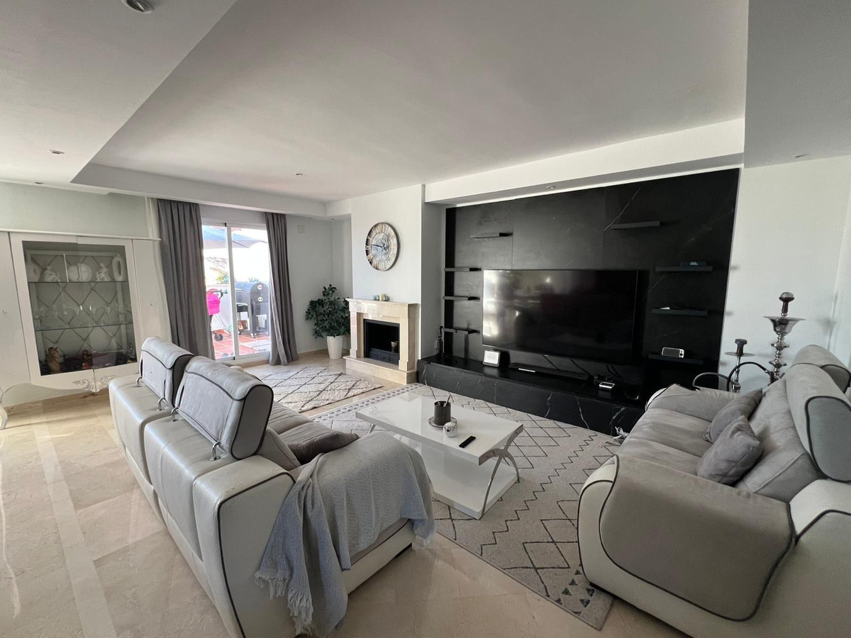 Se vende Apartamento Planta Media de 3 dormitorios en Costa Del Sol, Málaga, España