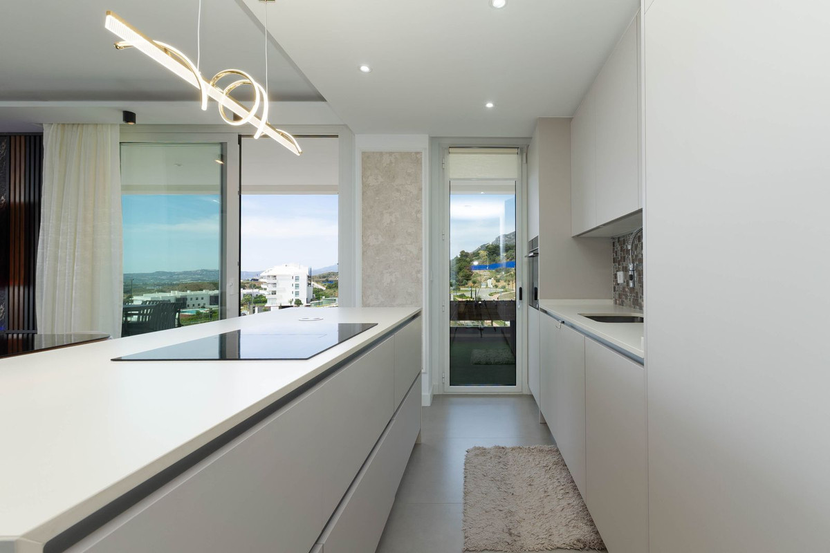 Se vende Apartamento Planta Media de 3 dormitorios en Costa Del Sol, Málaga, España