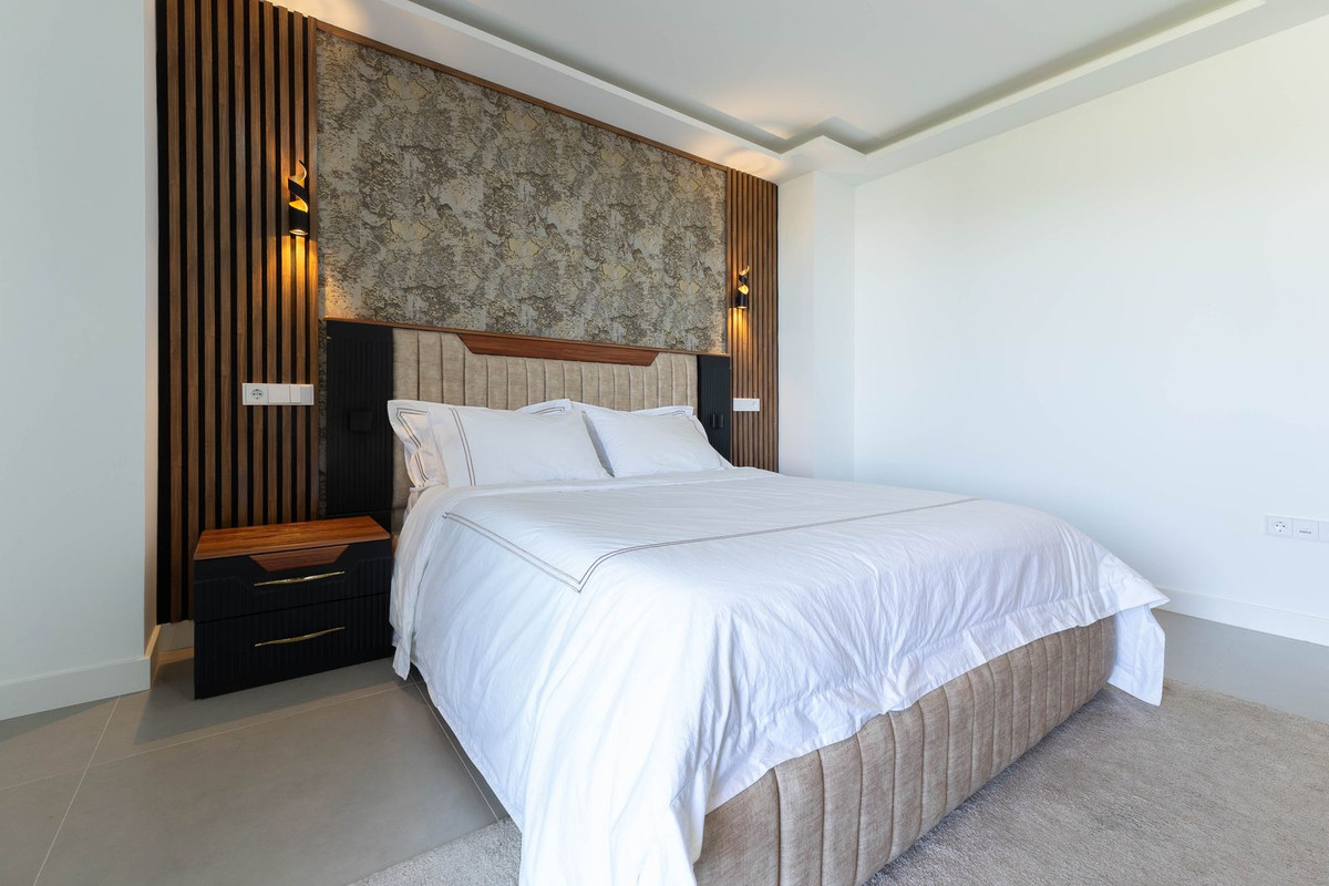 Se vende Apartamento Planta Media de 3 dormitorios en Costa Del Sol, Málaga, España