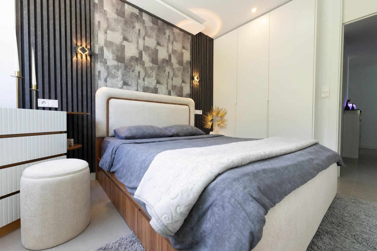 Se vende Apartamento Planta Media de 3 dormitorios en Costa Del Sol, Málaga, España