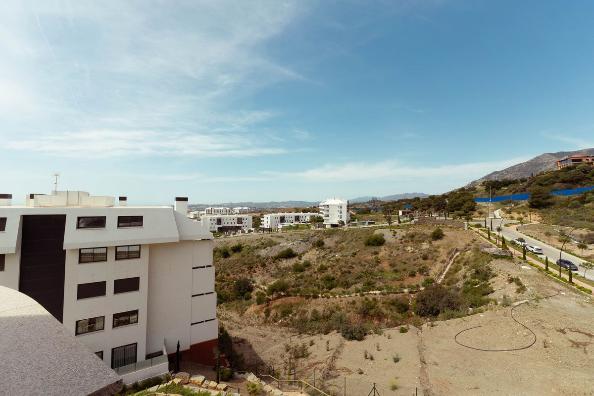 Se vende Apartamento Planta Media de 3 dormitorios en Costa Del Sol, Málaga, España