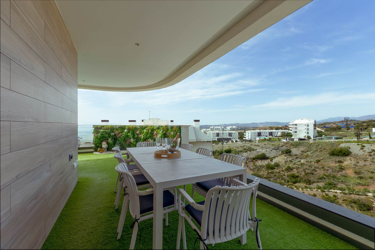 Se vende Apartamento Planta Media de 3 dormitorios en Costa Del Sol, Málaga, España