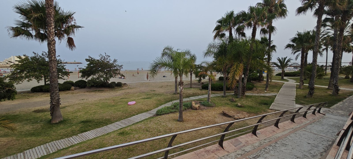 2 Bed Apartment for sale in Benalmadena Costa Costa Del Sol, Málaga, Spain