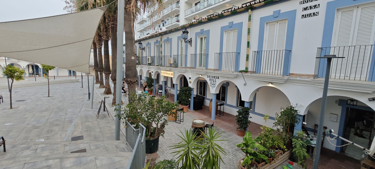 2 Bed Apartment for sale in Benalmadena Costa Costa Del Sol, Málaga, Spain