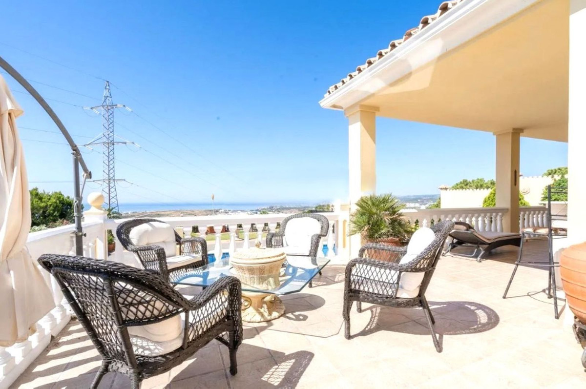 6 Bed Townhouse for sale in Estepona Costa Del Sol, Málaga, Spain