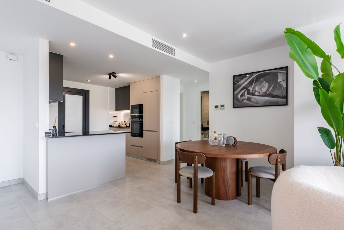 2 Bed Apartment for sale in Estepona Costa Del Sol, Málaga, Spain