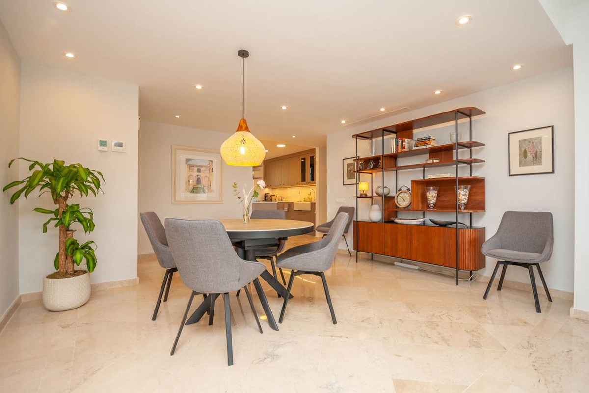 3 Bed Apartment for sale in Elviria Costa Del Sol, Málaga, Spain