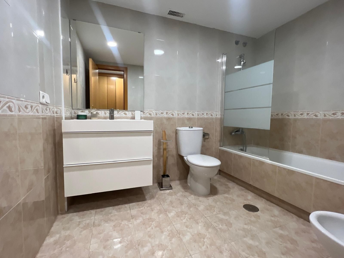 3 Bed Apartment for sale in San Pedro De Alcántara Costa Del Sol, Málaga, Spain