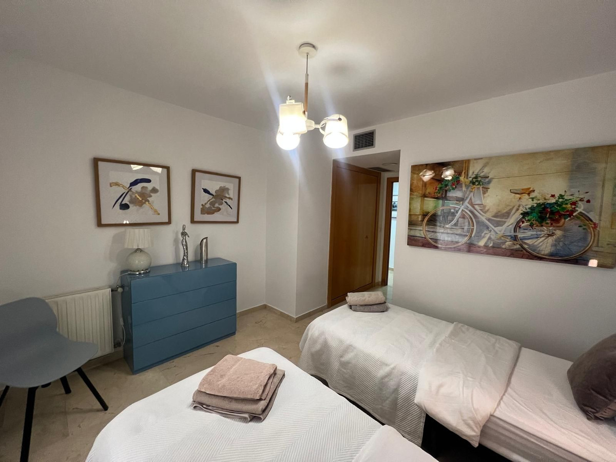 3 Bed Apartment for sale in San Pedro De Alcántara Costa Del Sol, Málaga, Spain
