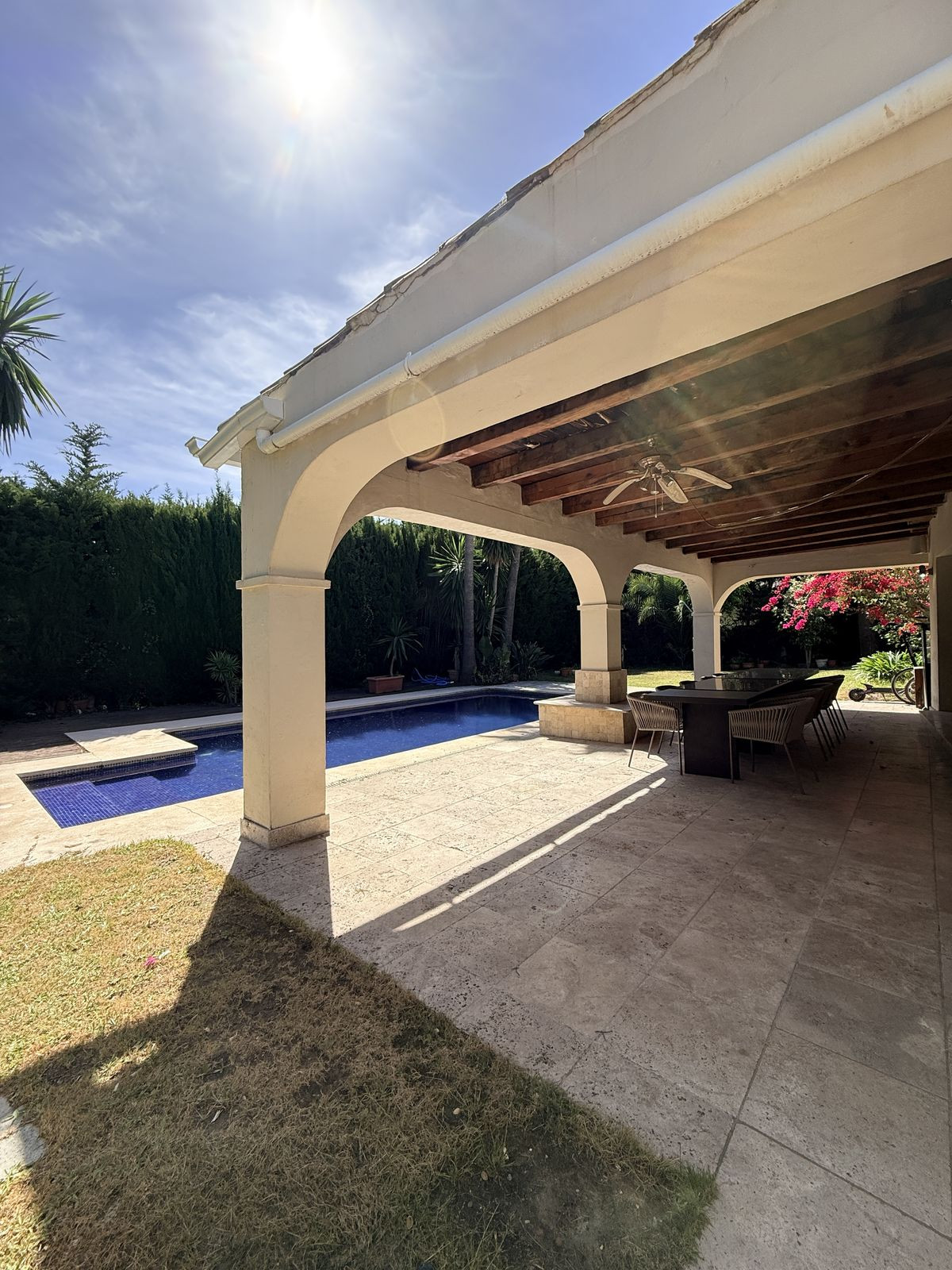 Se vende Villa - Chalet de 3 dormitorios en Costa Del Sol, Málaga, España