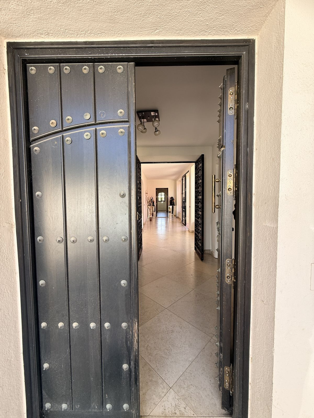 Se vende Villa - Chalet de 3 dormitorios en Costa Del Sol, Málaga, España