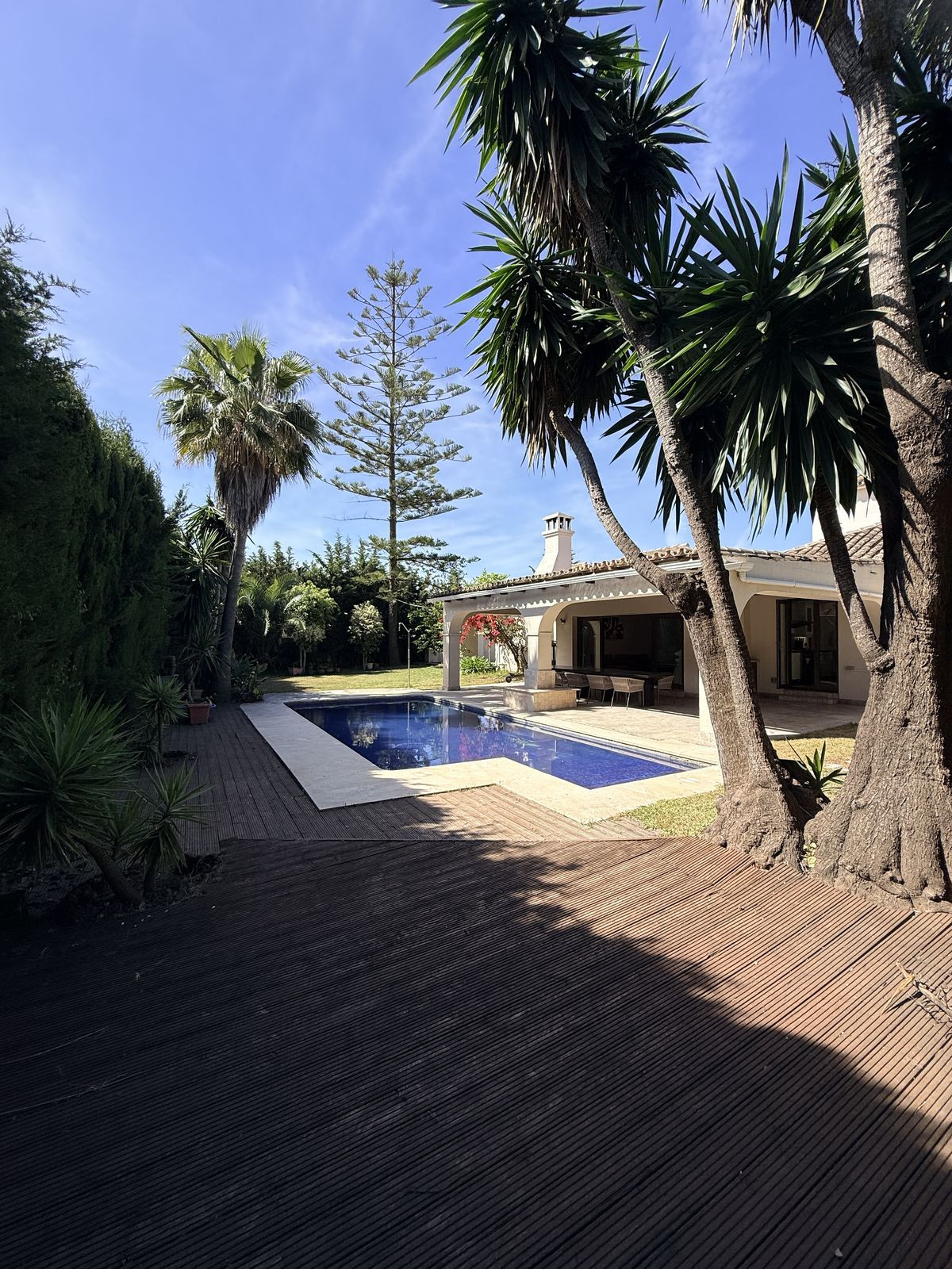 Se vende Villa - Chalet de 3 dormitorios en Costa Del Sol, Málaga, España