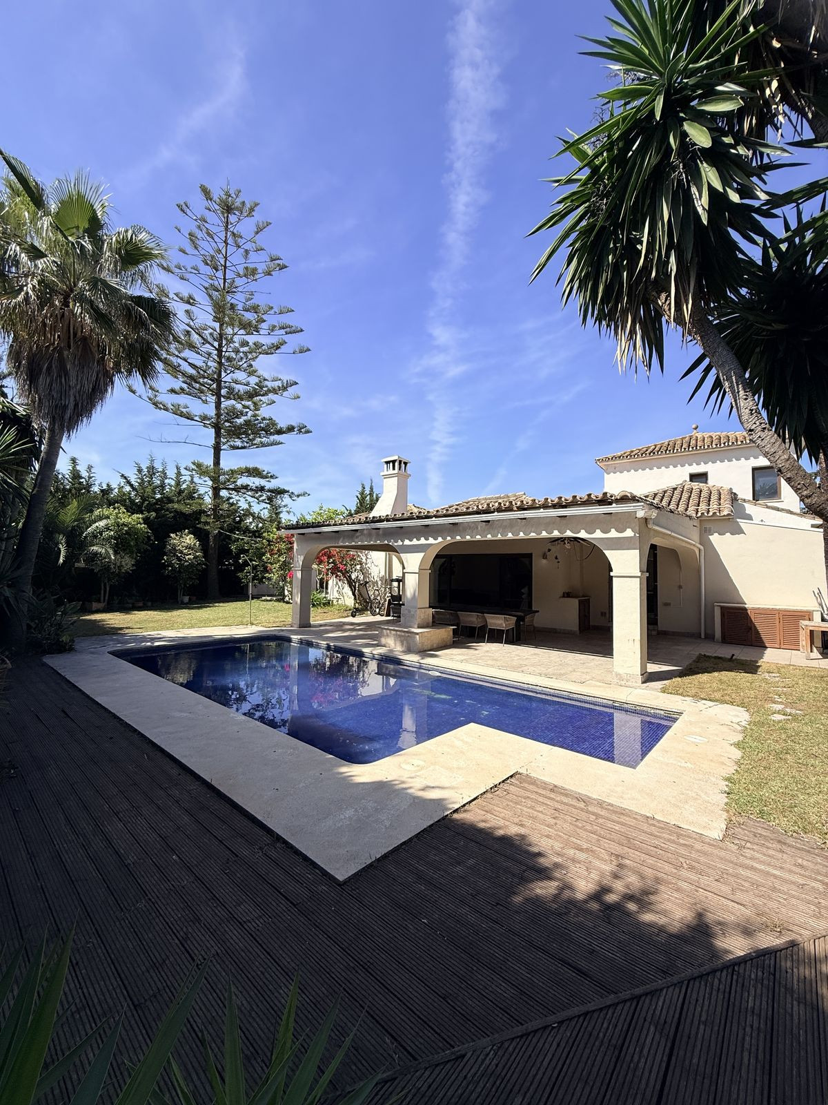 Se vende Villa - Chalet de 3 dormitorios en Costa Del Sol, Málaga, España