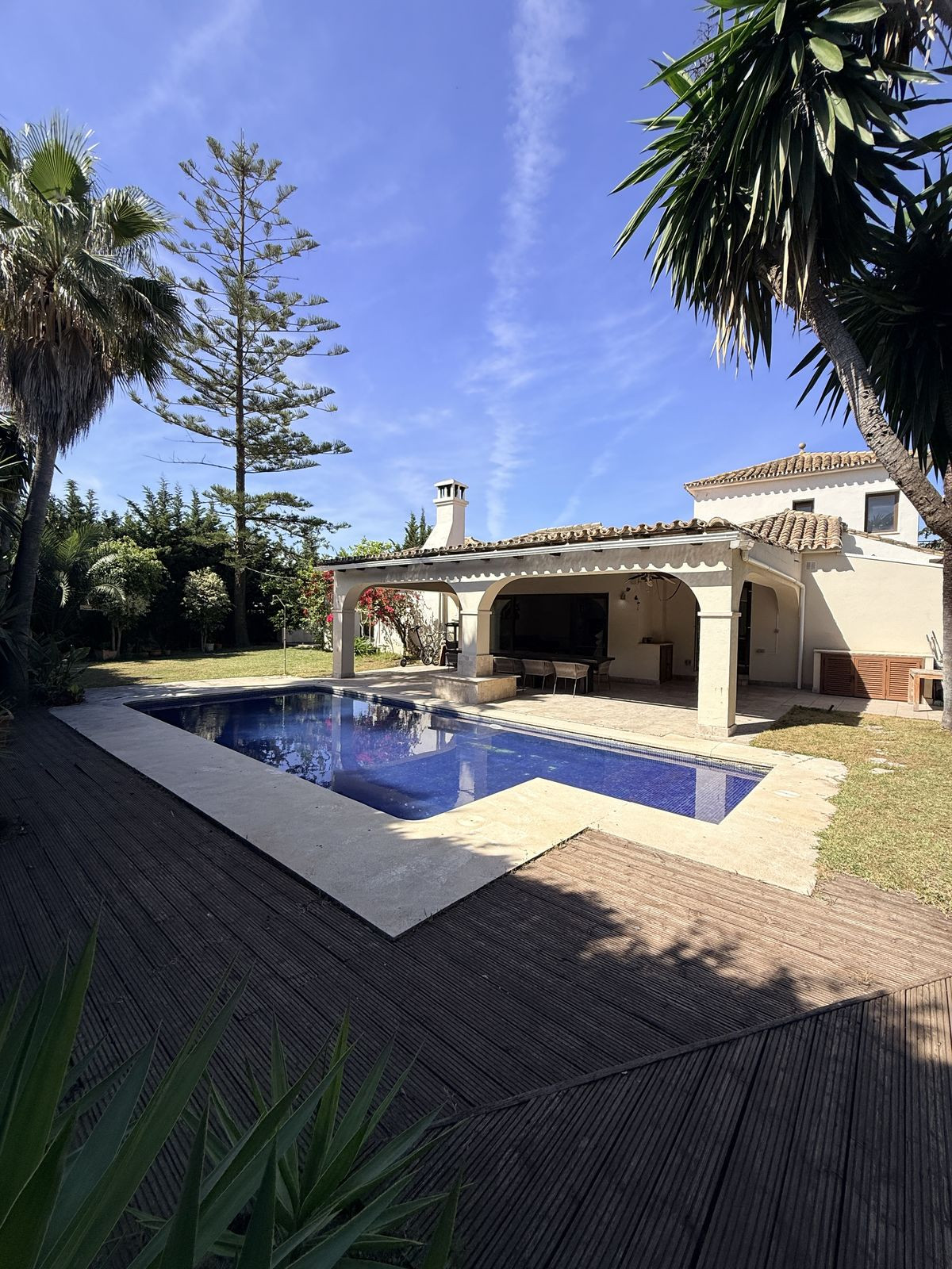 Se vende Villa - Chalet de 3 dormitorios en Costa Del Sol, Málaga, España