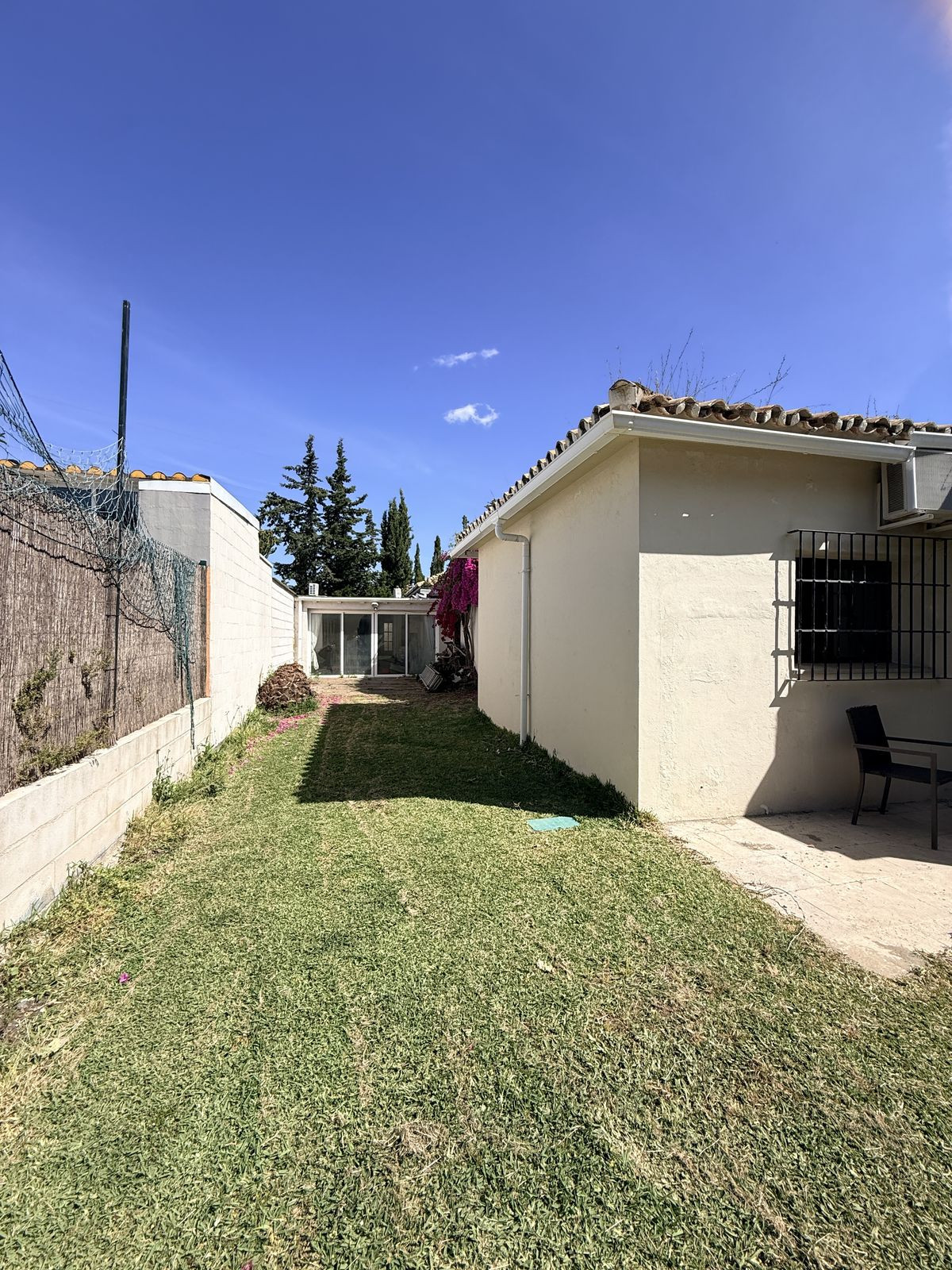 Se vende Villa - Chalet de 3 dormitorios en Costa Del Sol, Málaga, España