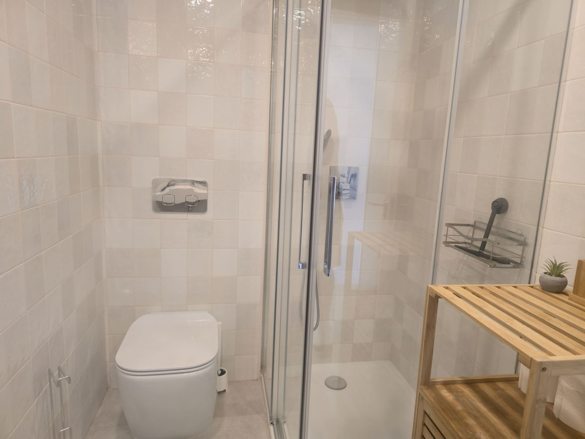 4 Bed Apartment for sale in Los Alamos Costa Del Sol, Málaga, Spain