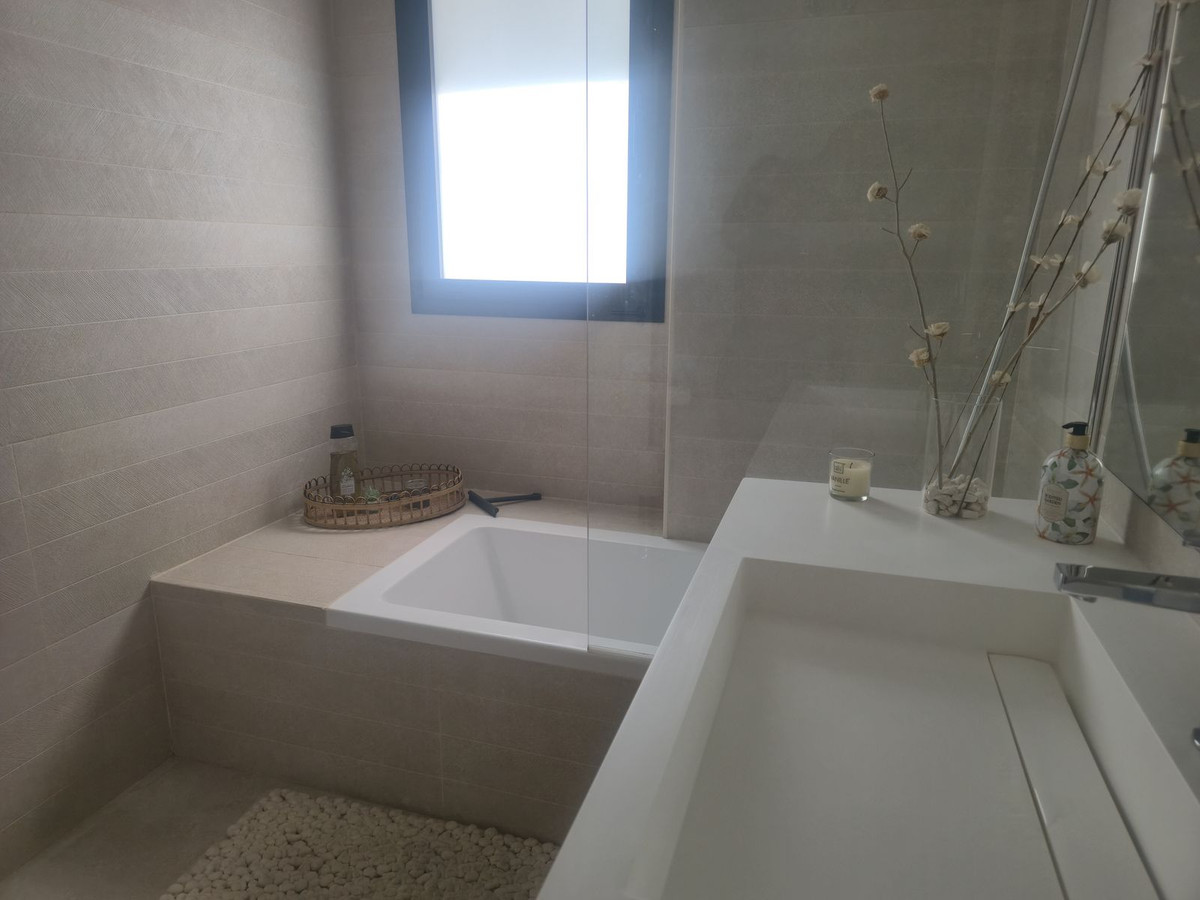 4 Bed Apartment for sale in Los Alamos Costa Del Sol, Málaga, Spain