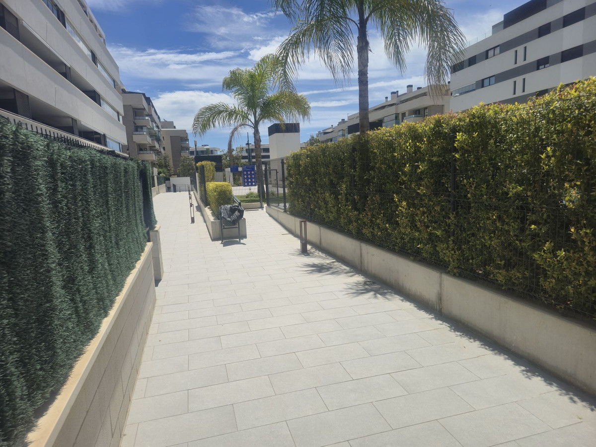 4 Bed Apartment for sale in Los Alamos Costa Del Sol, Málaga, Spain