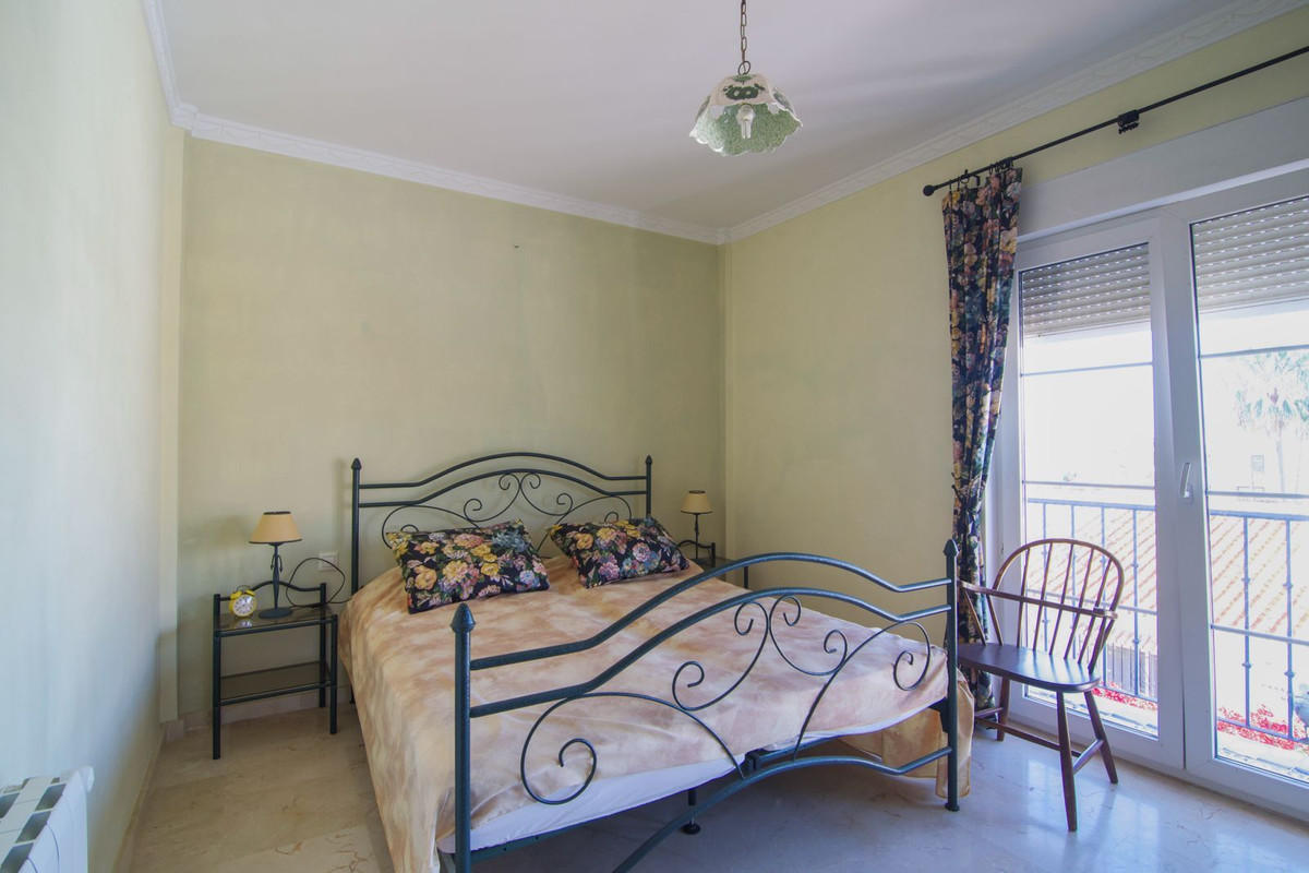 3 Bed Townhouse for sale in Fuengirola Costa Del Sol, Málaga, Spain