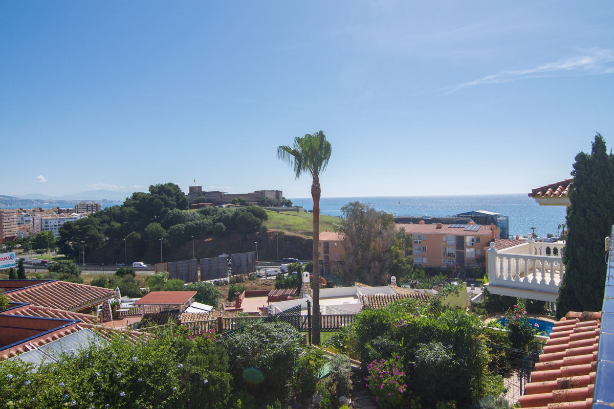 3 Bed Townhouse for sale in Fuengirola Costa Del Sol, Málaga, Spain
