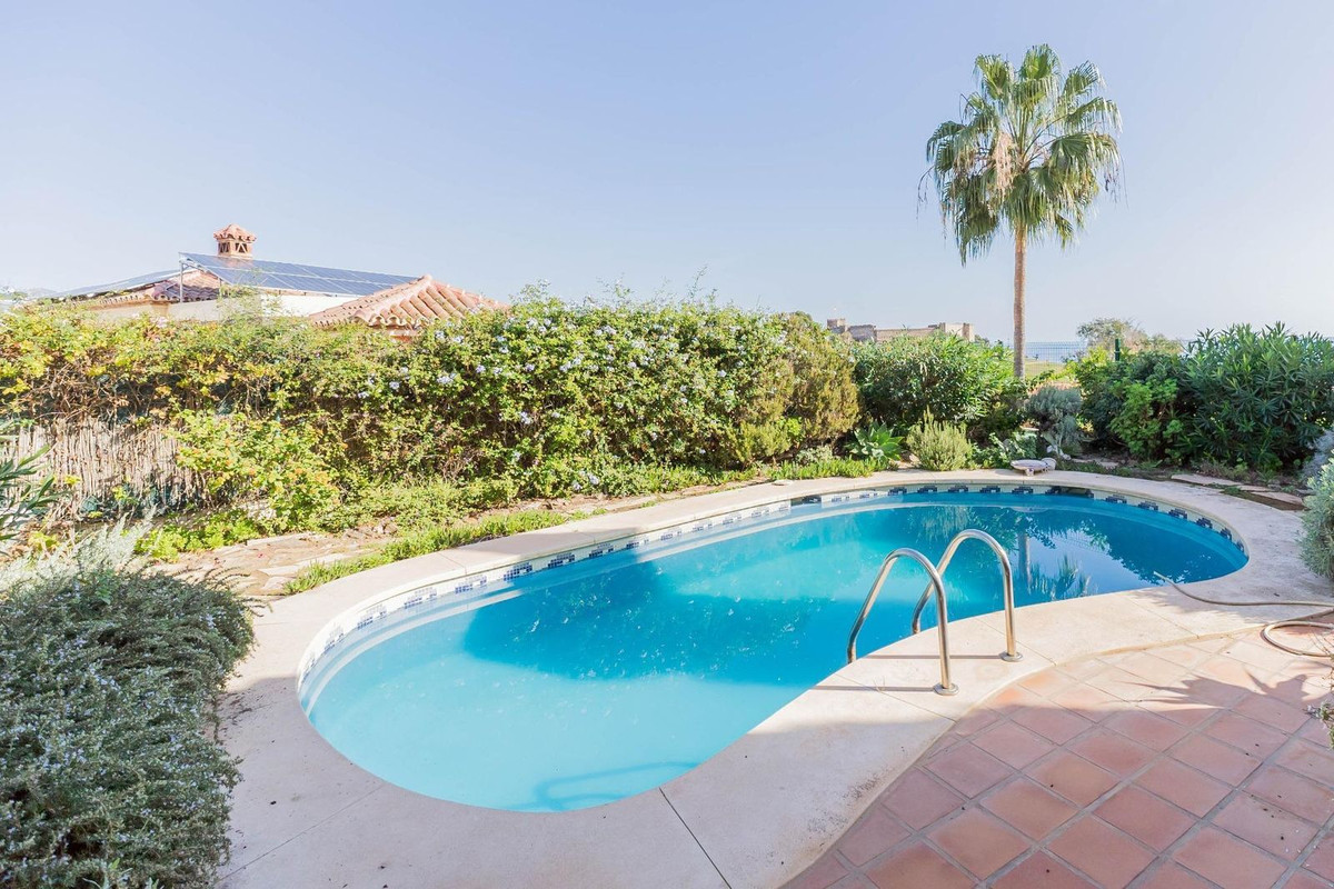 3 Bed Townhouse for sale in Fuengirola Costa Del Sol, Málaga, Spain