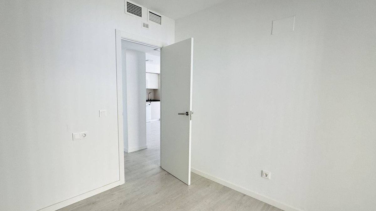 Se vende Apartamento Planta Baja de 3 dormitorios en Costa Del Sol, Málaga, España
