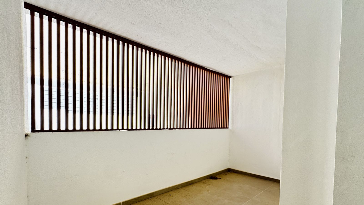 Se vende Apartamento Planta Baja de 3 dormitorios en Costa Del Sol, Málaga, España